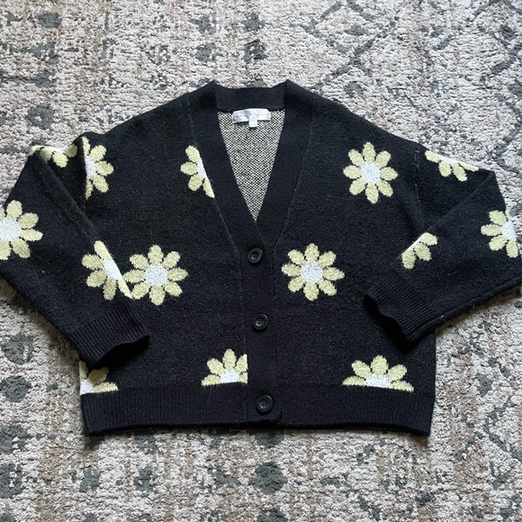 Chelsea and Theodore Daisy Knit Cardigan Size Small Floral Office Feminine 10/10 - Picture 7 of 7